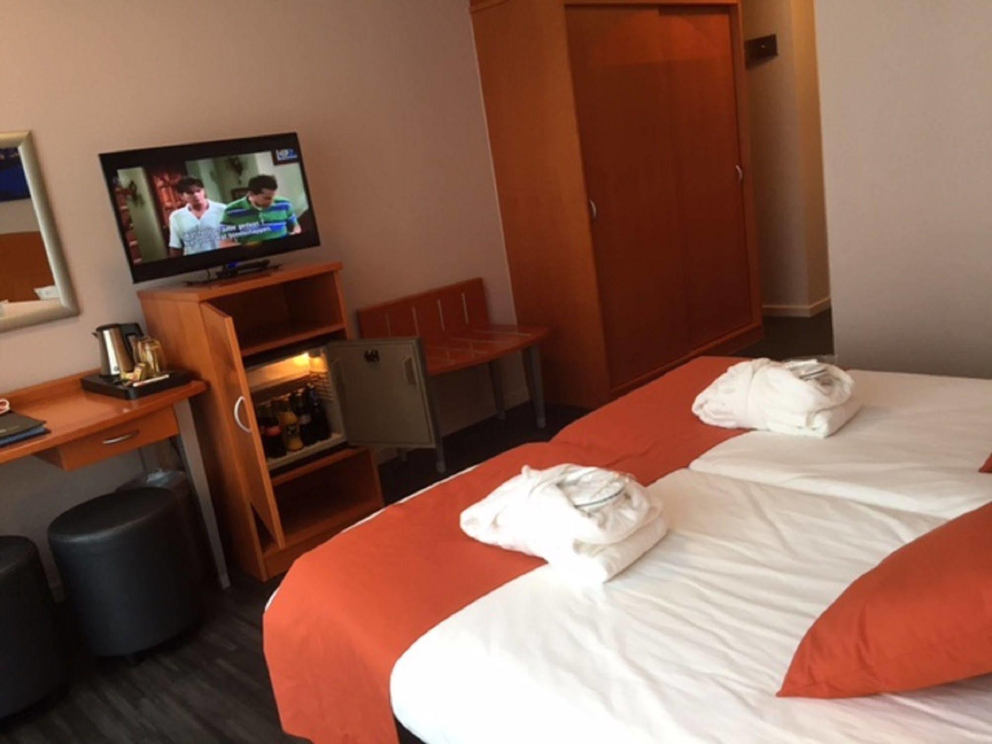 Acces Hotel Остенде Екстер'єр фото